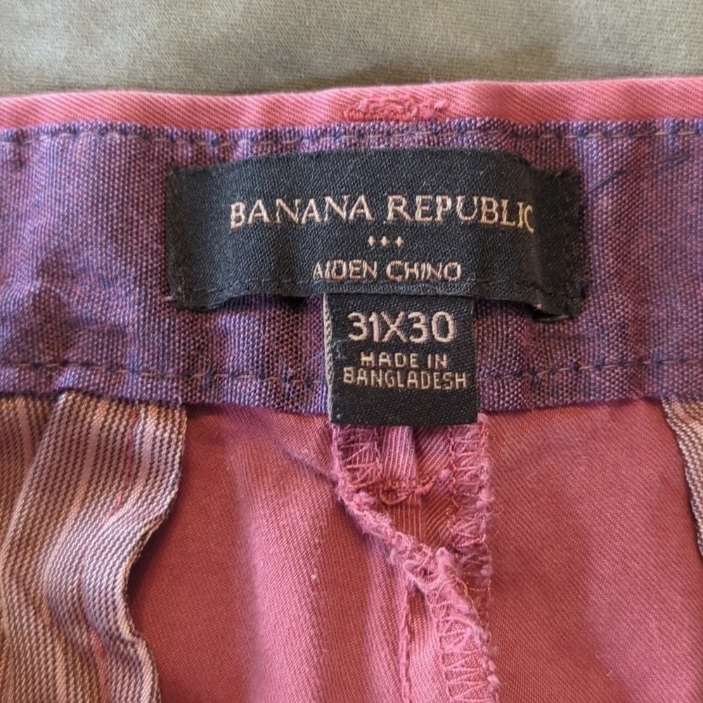 Banana Republic Dusty Red Aiden Chino